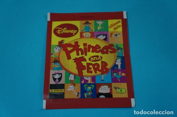 Coleccionismo cromos antiguos: SOBRE DE CROMOS SIN ABRIR DE PHINEAS Y FERB DE PANINI - Foto 1