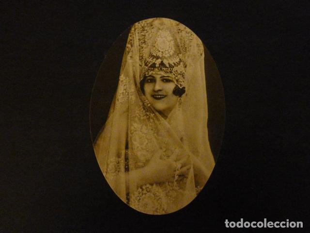 Coleccionismo cromos antiguos: DAMA CON MANTILLA CROMO SIGLO XIX - Foto 1