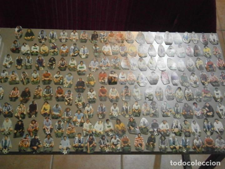 Coleccionismo cromos antiguos: &iexcl;&iexcl;MAS DE 170,CROMOS,DE LOS A&Ntilde;OS 70,BARCELONA&iexcl;&iexcl;&iexcl; Y OTROS EQUIPOS,&iexcl;RECORTADOS,&iexcl;EDICIONES,ESTE,1976