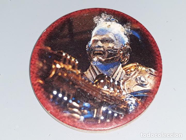Collezionismo Figurine antiche: ANTIGUO TAZO CROMO N&ordm; 5 DE LA PELICULA BATMAN Y ROBIN PROMOCION DE KELLOGGS A&Ntilde;OS 90 DC COMICS