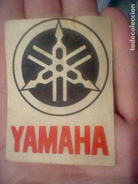 Coleccionismo Cromos antiguos: YAMAHA MOTOS CROMO ADHESIVO EN TELA RECUPERADO A&Ntilde;OS 70 PASTELITOS BIMBO PANRICO CROPAN
