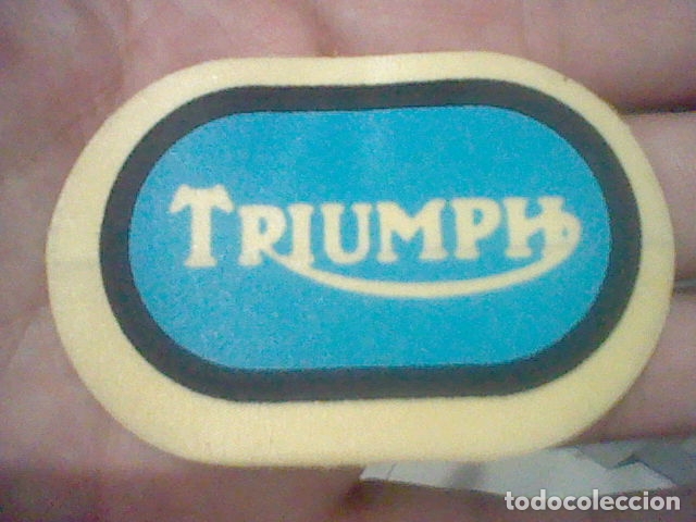 Coleccionismo Cromos antiguos: TRIUMPH  MOTOS MOTO CROMO ADHESIVO EN TELA A&Ntilde;OS 70 PASTELITOS BIMBO PANRICO CROPAN