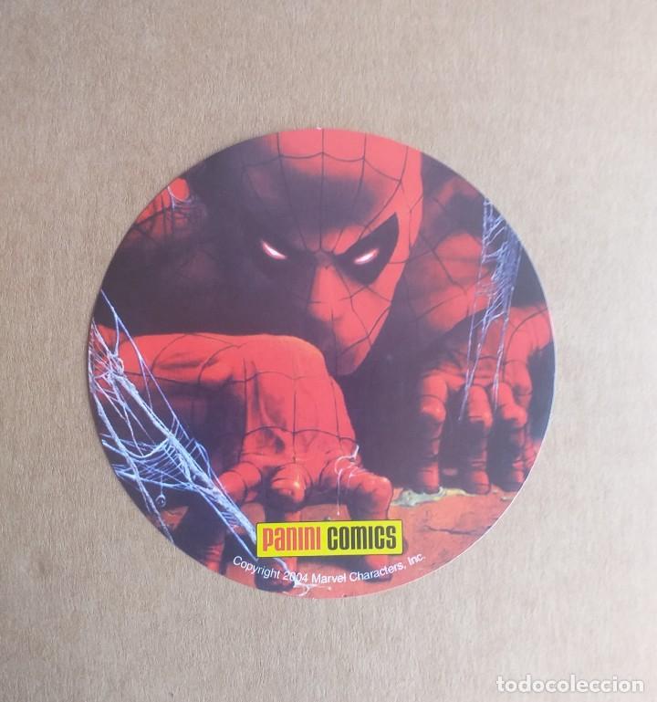 Coleccionismo cromos antiguos: Pegatina de Spiderman del sal&oacute;n de comics marvel 2004 - Foto 2