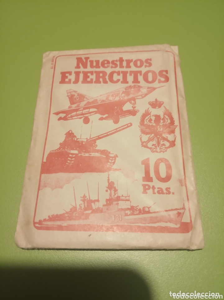 Coleccionismo cromos antiguos: Nuestros ej&eacute;rcitos - Foto 1