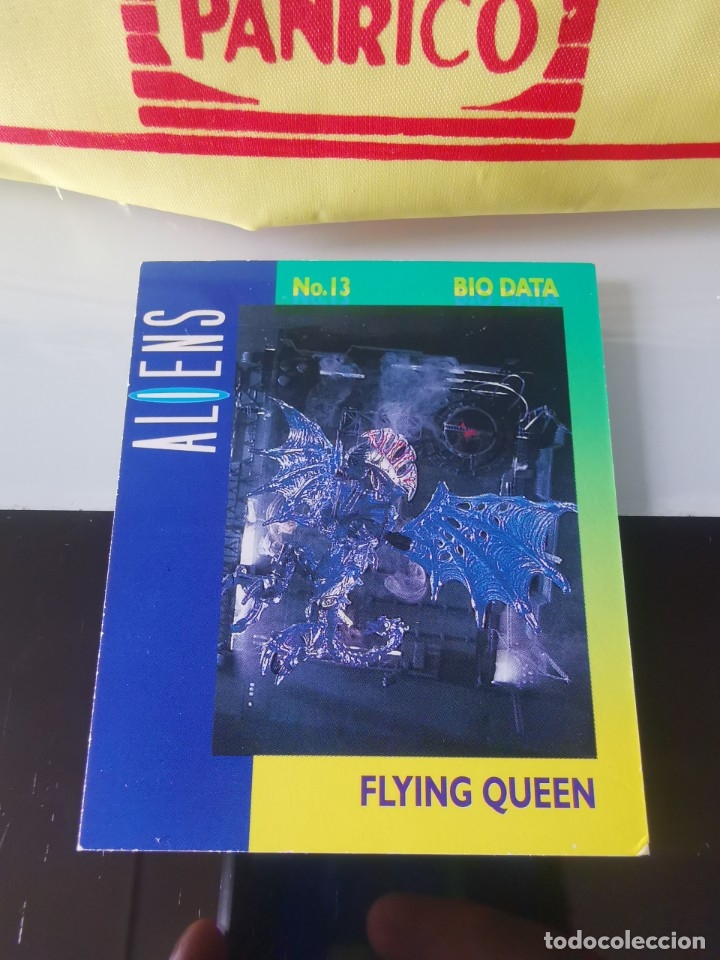 Coleccionismo cromos antiguos: CROMO TARJETA ALIENS BIO DATA FLYING QUEEN - Foto 1