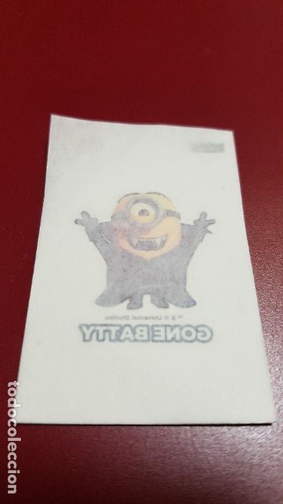 Coleccionismo cromos antiguos: PHOSKITOS - MINION GONE BATTY - CALCOMANIA