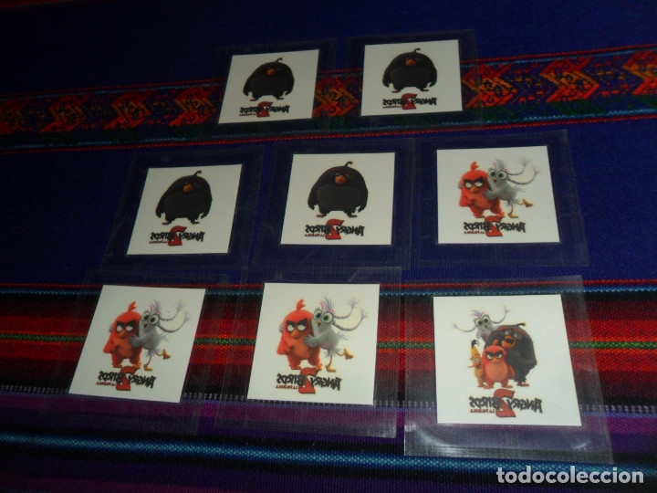 Coleccionismo Cromos antiguos: LOTE 8 CROMO ADHESIVO NUNCA PEGADO PRECINTADO ANGRY BIRDS 2 LA PEL&Iacute;CULA. CON REGALO. RAROS.