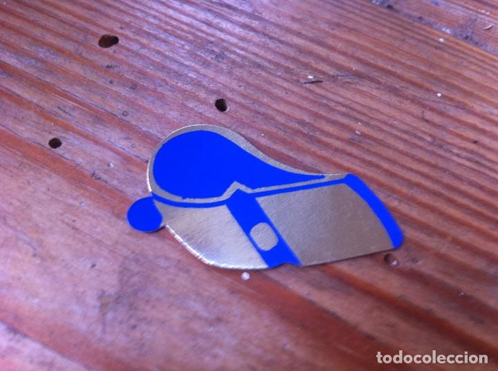 Colecionismo Cromos antigos: CROMO ADHESIVO PANRICO. EDICIONES TREBOL. DI&Aacute;METRO: 4CM. &iquest;SILBATO?