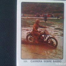 Coleccionismo Cromos antiguos: KEISA 1974 Nº 164 CARRERA SOBRE BARRO. Lote 195427338