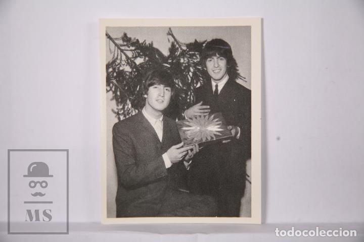 Coleccionismo cromos antiguos: Cromo The Beatles en fotos - N&uacute;mero 27 - Bruguera, 1966 - Fotocromo