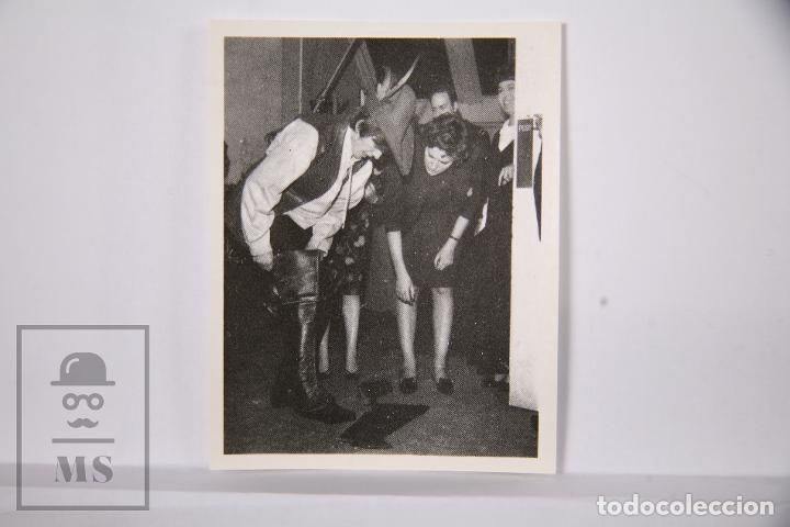 Coleccionismo cromos antiguos: Cromo The Beatles en fotos - N&uacute;mero 76 - Bruguera, 1966 - Fotocromo