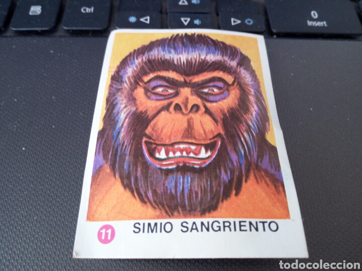 Coleccionismo cromos antiguos: CROMO DE LA COLECCI&Oacute;N MONSTRUOS. NUM. 11. SIMIO SANGRIENTO - Foto 1