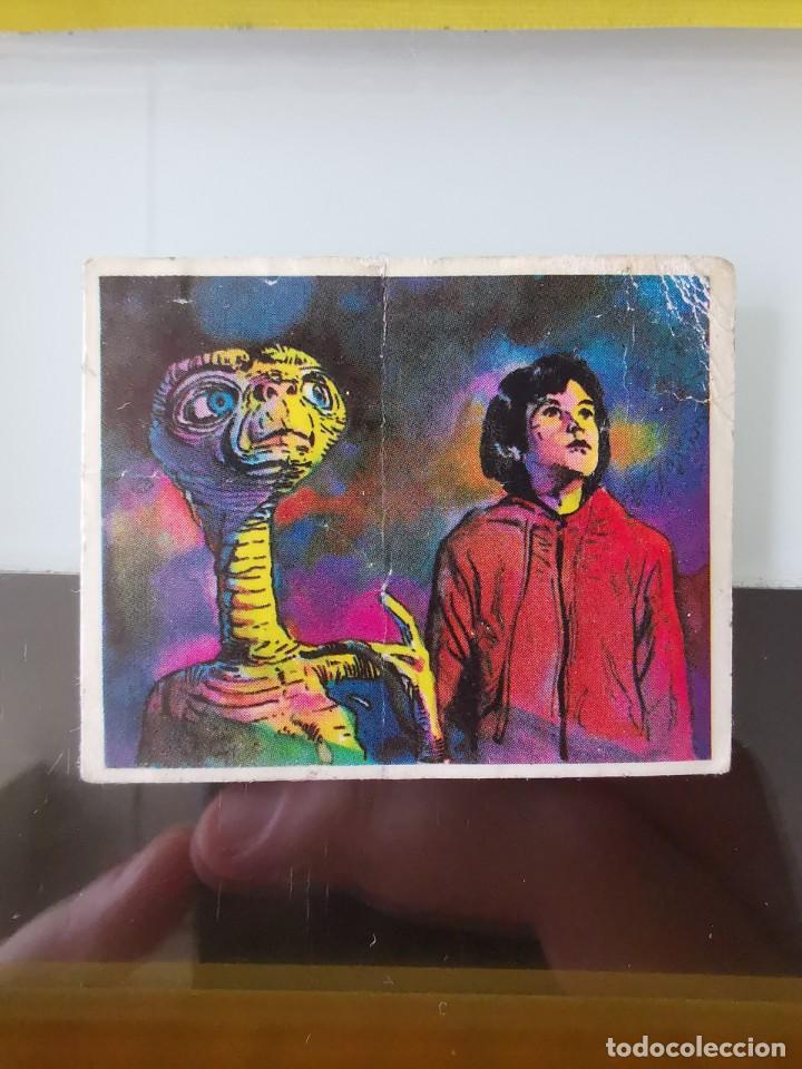 Coleccionismo cromos antiguos: CROMO PHOSKITOS E.T. EL EXTRATERRESTRE ET PREMIO SOBRE GADGETS - Foto 2