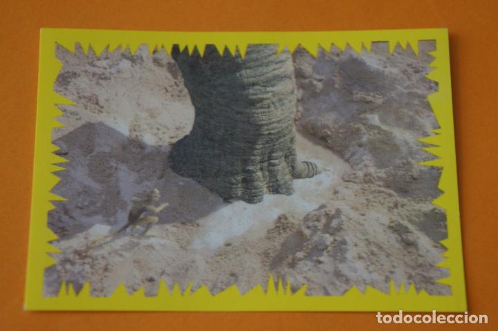 Coleccionismo Cromos antiguos: CROMO DE DINOSAURIO DE DISNEY SIN PEGAR N&ordm; 90 A&Ntilde;O 2000 DEL &Aacute;LBUM DINOSAURIO DE PANINI