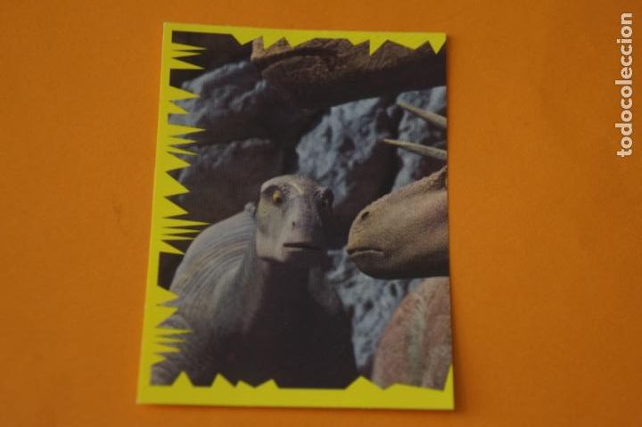 Coleccionismo Cromos antiguos: CROMO DE DINOSAURIO DE DISNEY SIN PEGAR N&ordm; 140 A&Ntilde;O 2000 DEL &Aacute;LBUM DINOSAURIO DE PANINI