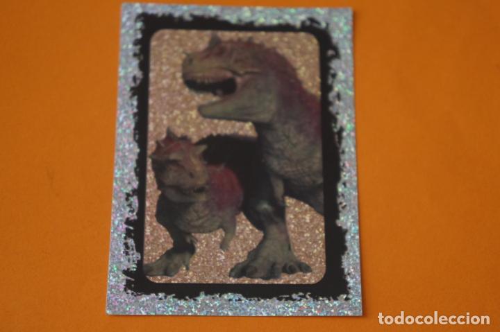 Coleccionismo cromos antiguos: CROMO DE DINOSAURIO DE DISNEY SIN PEGAR LETRA E A&Ntilde;O 2000 DEL &Aacute;LBUM DINOSAURIO DE PANINI