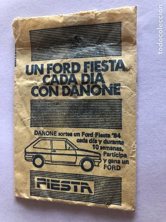 Colecionismo Cromos antigos: SOBRE CROMOS ABIERTO UN FORD FIESTA CADA DIA CON DANONE SIN CROMOS