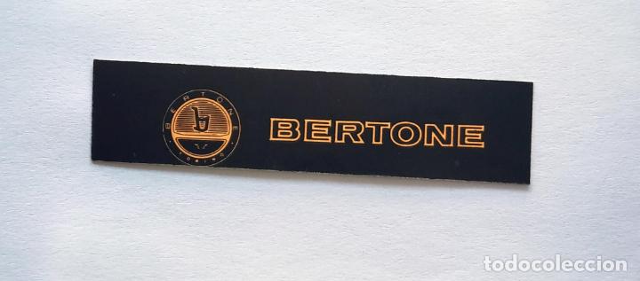 Coleccionismo Cromos antiguos: CROMO TIRA PEGATINA A TODO GAS , MARCAS DE COCHES Y MOTOS, BERTONE , 6,8 CMS LEER DESCRIPCION