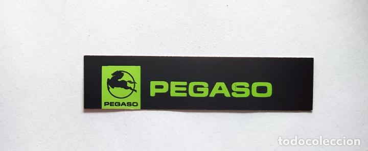 Coleccionismo cromos antiguos: CROMO TIRA PEGATINA A TODO GAS , MARCAS DE COCHES Y MOTOS , PEGASO , 6,8 CMS LEER DESCRIPCION