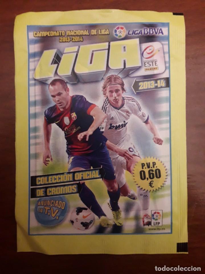 Coleccionismo Cromos antiguos: LOTE 10 SOBRE SIN ABRIR ESTE 2013 2014 13 14 LIGA BBVA PORTADA INIESTA MODRIC