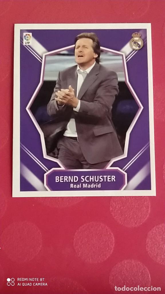 Collezionismo Figurine antiche: ENTRENADOR SCHUSTER BAJA REAL MADRID ESTE 08 09 2008 2009 NUNCA PEGADO