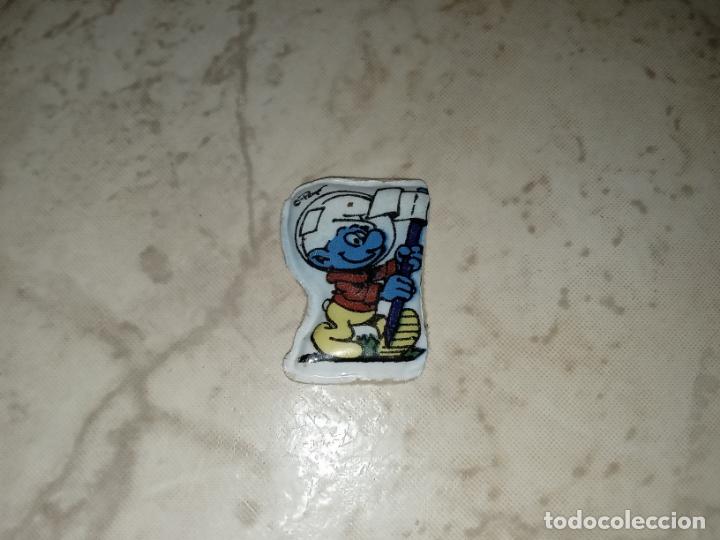 Coleccionismo cromos antiguos: Cromo pegatina pitufos matutano - Foto 1