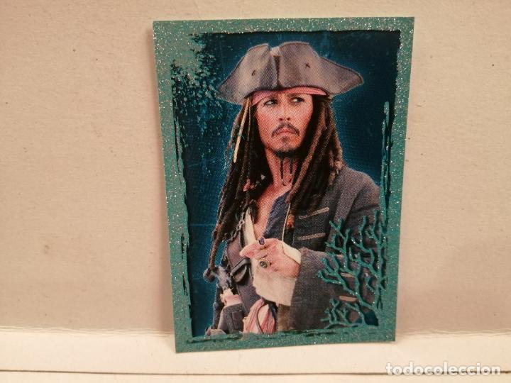 Coleccionismo Cromos antiguos: antiguo cromo piratas del caribe en el fin del mundo numero P6 nuevo ver foto