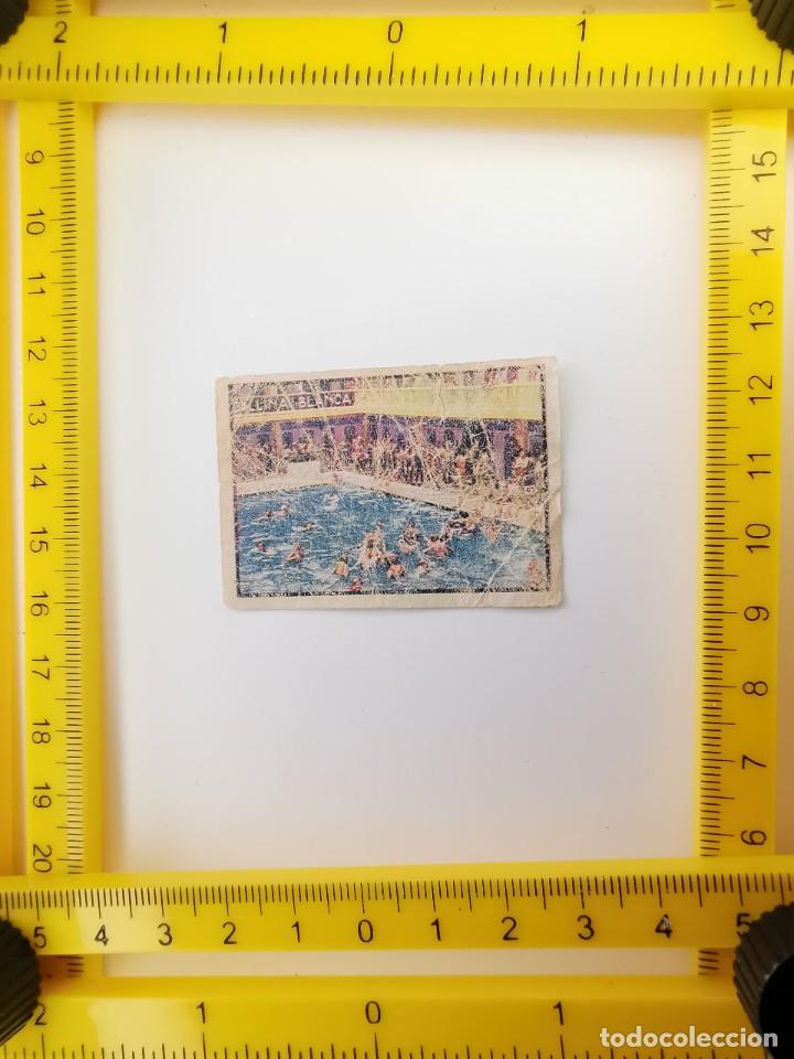 Colecionismo Cromos antigos: CROMO SIN PEGAR 2&ordm; ALBUM GALLINA BLANCA SERIE 119 2 NATACION VISITAS PISCINA PUBLICA