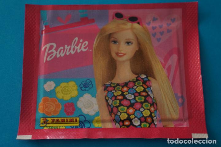 Coleccionismo cromos antiguos: SOBRE DE CROMOS SIN ABRIR DE BARBIE 2000 DE PANINI - Foto 1