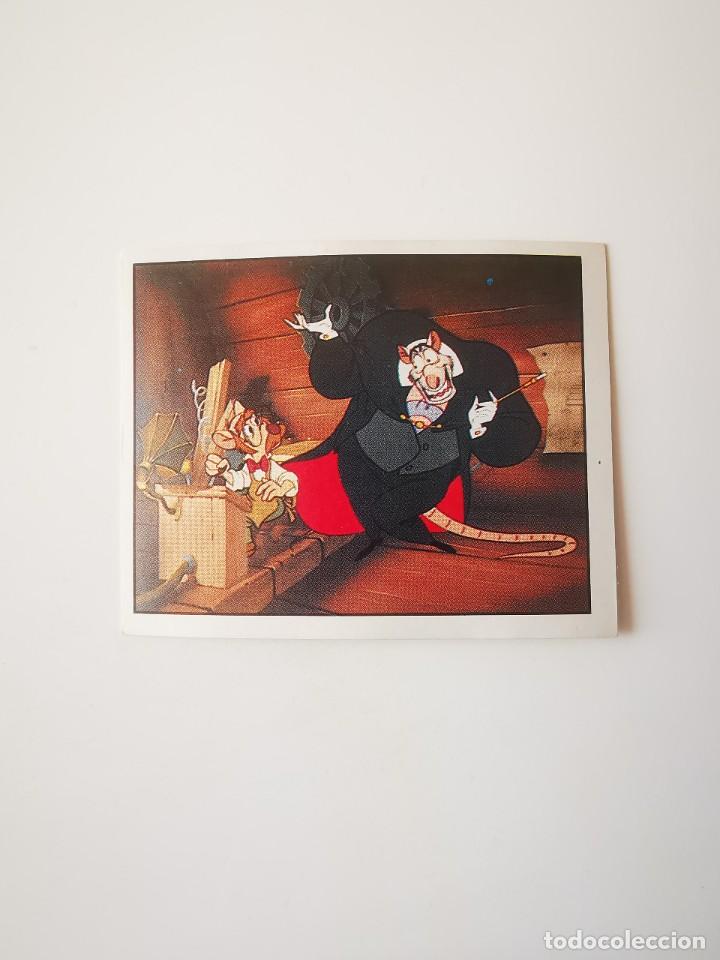 Colecionismo Cromos antigos: CROMO PEGATINA SIN PEGAR DEL ALBUM DISNEY BASIL RATON SUPERDETECTIVE PANINI 25