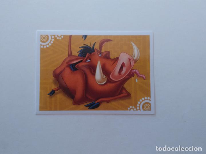 Coleccionismo Cromos antiguos: N&ordm; 21 PUMBA EL REY LE&Oacute;N CROMO STICKER COLECCI&Oacute;N PERSONAJES DISNEY PIXAR PANINI
