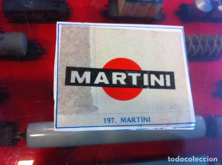 Coleccionismo cromos antiguos: CROMO USADO (&Aacute;LBUM PEGATINAS) DIFUSORA INTERNACIONAL, 1982. MARTINI. 7,5 X 6CM