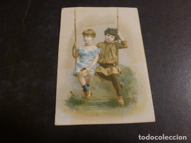 Coleccionismo cromos antiguos: NI&Ntilde;AS EN COLUMPIO ANTIGUO CROMO - Foto 1