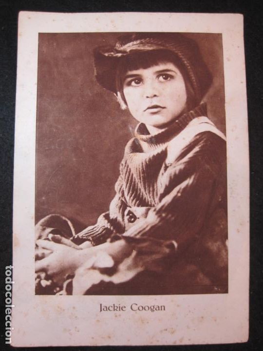 Coleccionismo cromos antiguos: JACKIE COOGAN-CROMO GRANDE-CHOCOLATE JUNCOSA-CINE-BARCELONA-VER FOTOS-(K-3927)