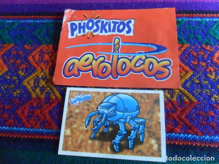 Coleccionismo Cromos antiguos: PHOSKITOS CROMO ADHESIVO NUNCA PEGADO HUEVOX Y FLYER PHOSKITOS AEROLOCOS. 1999. DIF&Iacute;CILES.