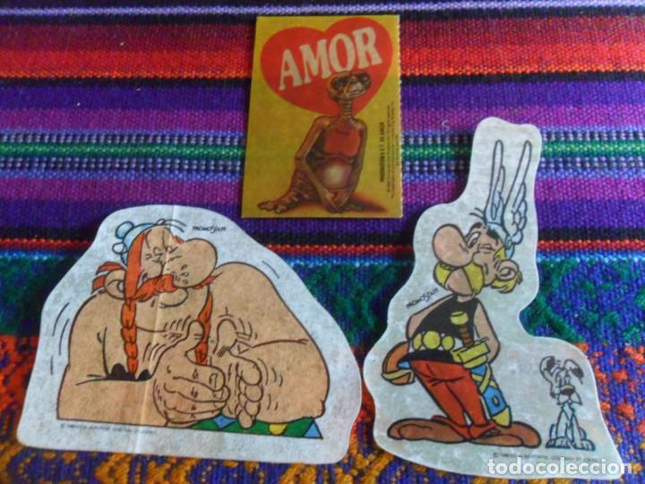 Coleccionismo cromos antiguos: CROMO ADHESIVO TROQUELADO ASTERIX E IDEFIX Y OBELIX. DONUTS PROMOSTAFF 1988 REGALO ET AMOR PHOSKITOS