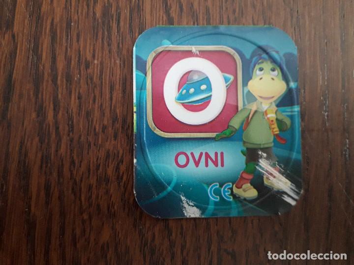 Coleccionismo Cromos antiguos: cromo tapa de danone danonino, alfabeto letra O, ovni