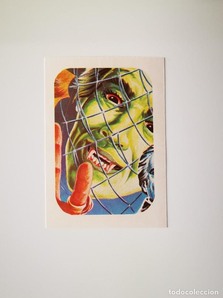 Coleccionismo Cromos antiguos: CROMO PEGATINA TROQUELADO SIN PEGAR ALBUM MONSTERS CINE TERROR MAGA MONSTRUOS 12 LA TELA DE ARA&Ntilde;A