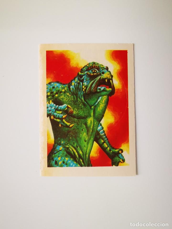 Coleccionismo Cromos antiguos: CROMO PEGATINA TROQUELADO SIN PEGAR ALBUM MONSTERS CINE TERROR MAGA MONSTRUOS 17 SATANICO