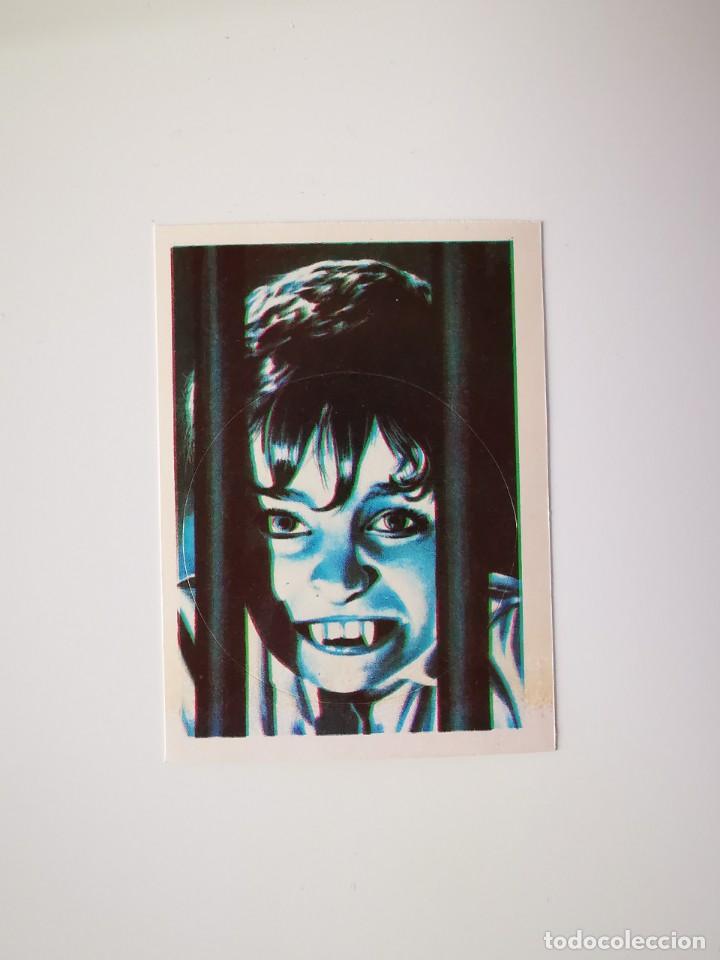 Colecionismo Cromos antigos: CROMO PEGATINA TROQUELADO SIN PEGAR ALBUM MONSTERS CINE TERROR MAGA MONSTRUOS 251 NI&Ntilde;O VAMPIRO