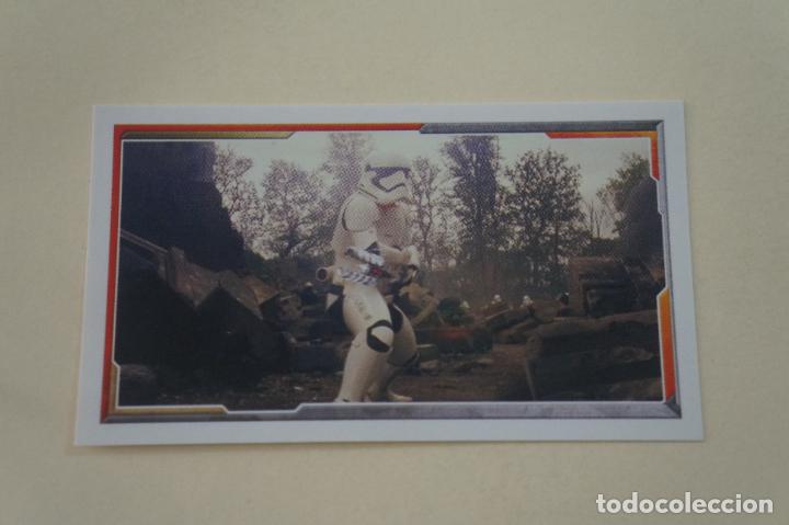 Coleccionismo Cromos antiguos: CROMO DE STAR WARS EL DESPERTAR DE LA FUERZA SIN PEGAR N&ordm; 104 A&Ntilde;O 2015 DEL ALBUM STAR WARS PARTE 2