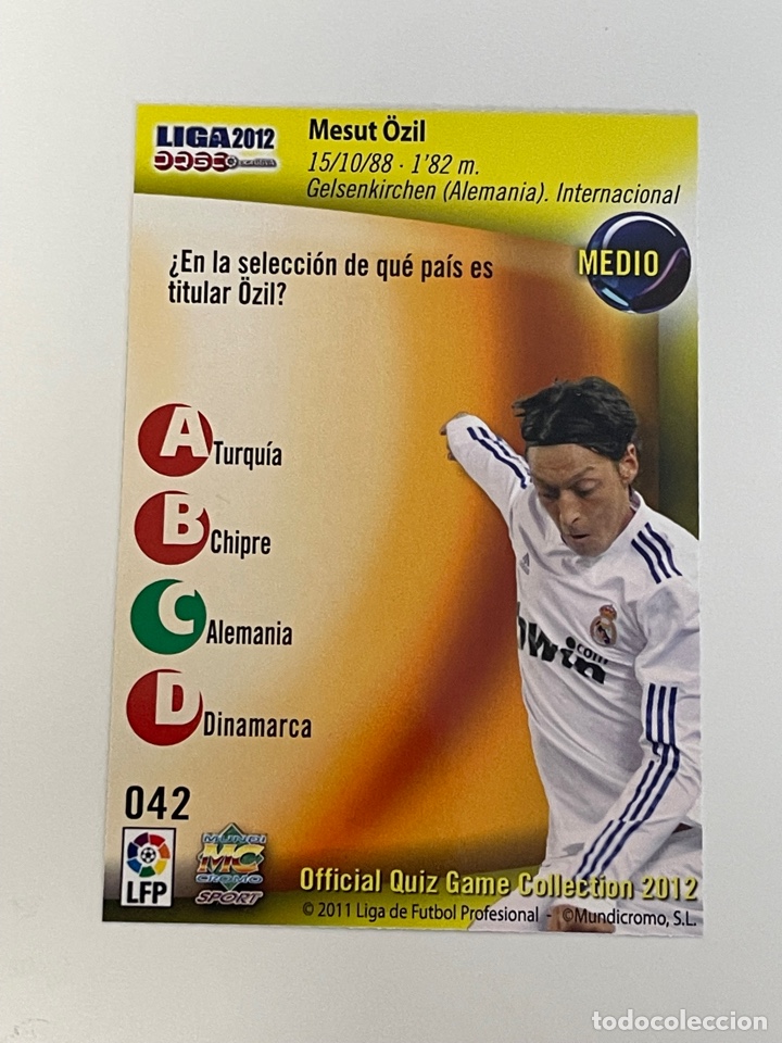 Coleccionismo cromos antiguos: Ozil 42 mundicromo 2011-2012 - Foto 2