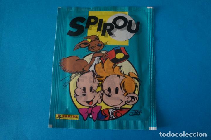 Coleccionismo cromos antiguos: SOBRE DE CROMOS SIN ABRIR DE SPIROU DE PANINI - Foto 1