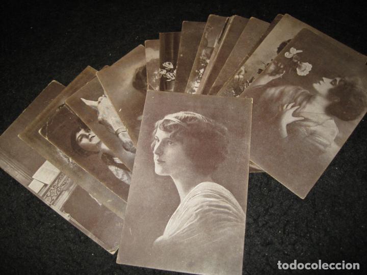 Coleccionismo cromos antiguos: MUJERES-SERIE 15-COLECCION DE 18 CROMOS-CHOCOLATE AMATLLER-VER FOTOS-(93.620)