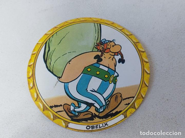 Coleccionismo Cromos antiguos: ANTIGUO CROMO N&ordm; 2 TAPADERA DE ASTERIX Y OBELIX - QUESO LA VACA QUE RIE - LA VACHE QUI RIT A&Ntilde;OS 70