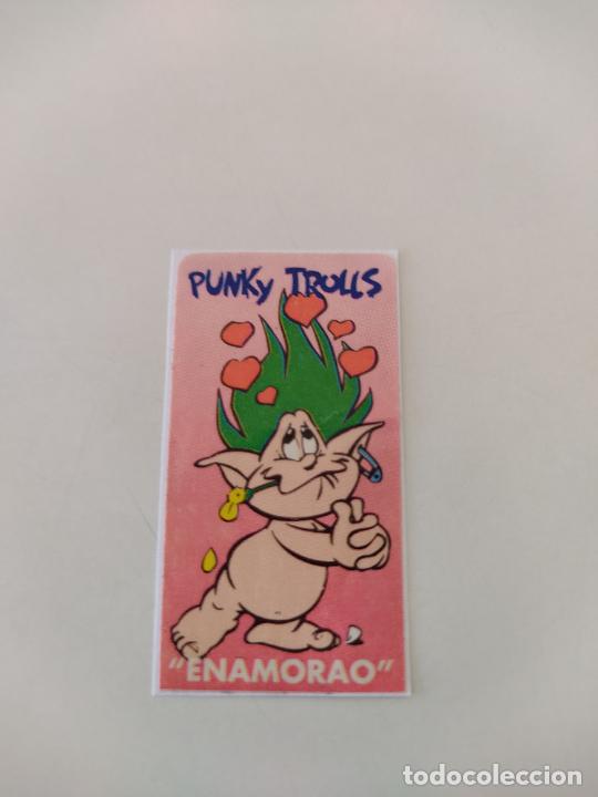 Coleccionismo Cromos antiguos: ANTIGUO CROMO PEGATINA CHICLE ENAMORAO PUNKY TROLLS A&Ntilde;OS 90