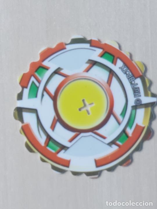 Coleccionismo cromos antiguos: N&ordm; 3 - TAZO - BEYBLADE SPINNERS - MATUTANO - Foto 2