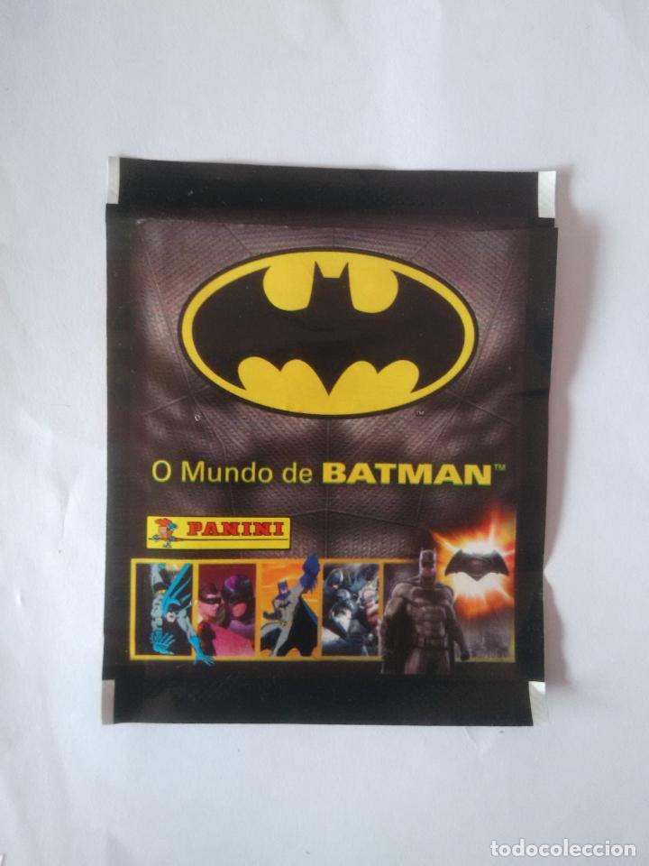 Collezionismo Figurine antiche: SOBRE VAC&Iacute;O CROMOS STICKERS EL MUNDO DE BATMAN PANINI VERSION PORTUGU&Eacute;S O MUNDO DE BATMAN