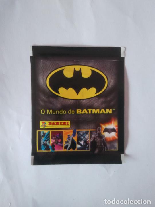 Colecionismo Cromos antigos: SOBRE VAC&Iacute;O CROMOS STICKERS EL MUNDO DE BATMAN PANINI VERSION PORTUGU&Eacute;S O MUNDO DE BATMAN