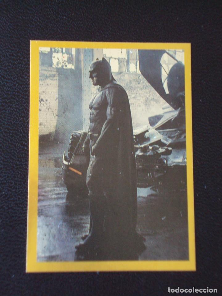 Coleccionismo Cromos antiguos: CROMO EL MUNDO DE BATMAN 134 PANINI BUEN ESTADO 2016 SIN PEGAR